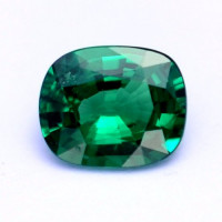 Tsavorite Garnet - 1217104